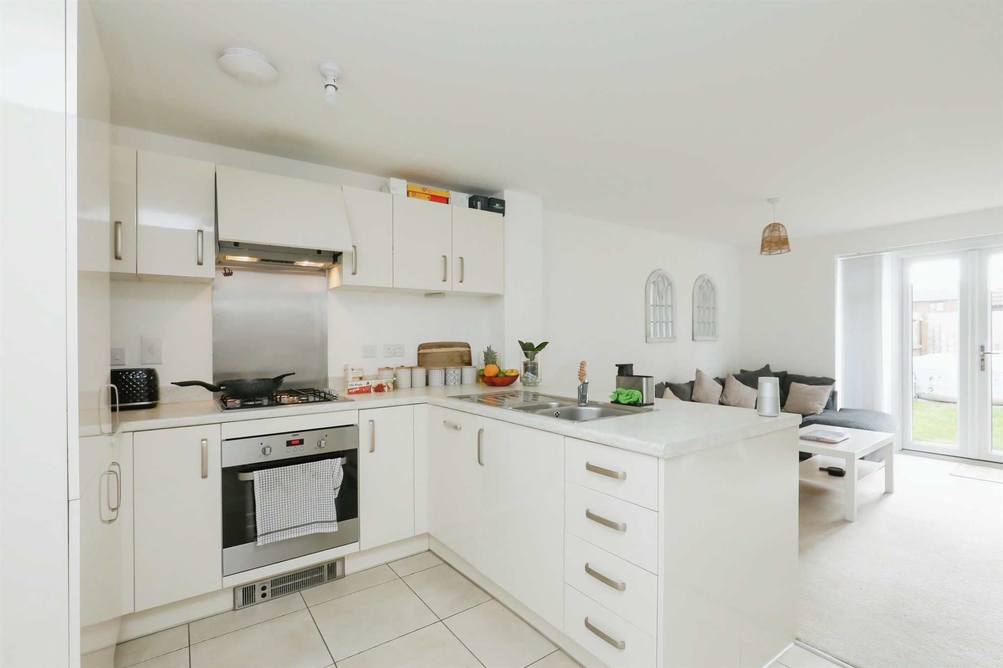 2 bed Semi-Detached