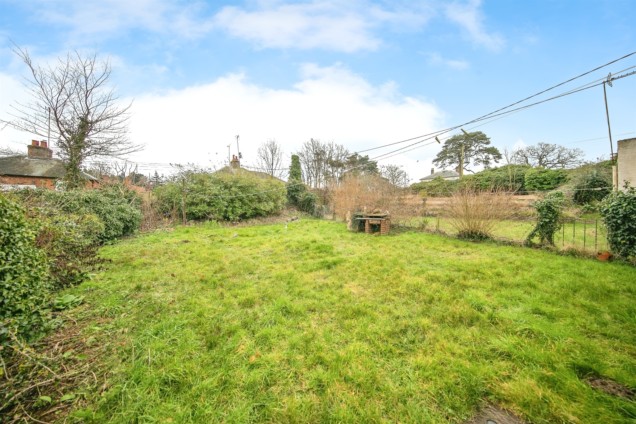 2 bed Semi-Detached