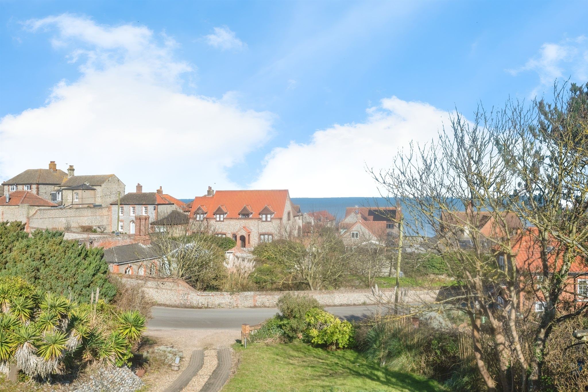 4 bed Detached