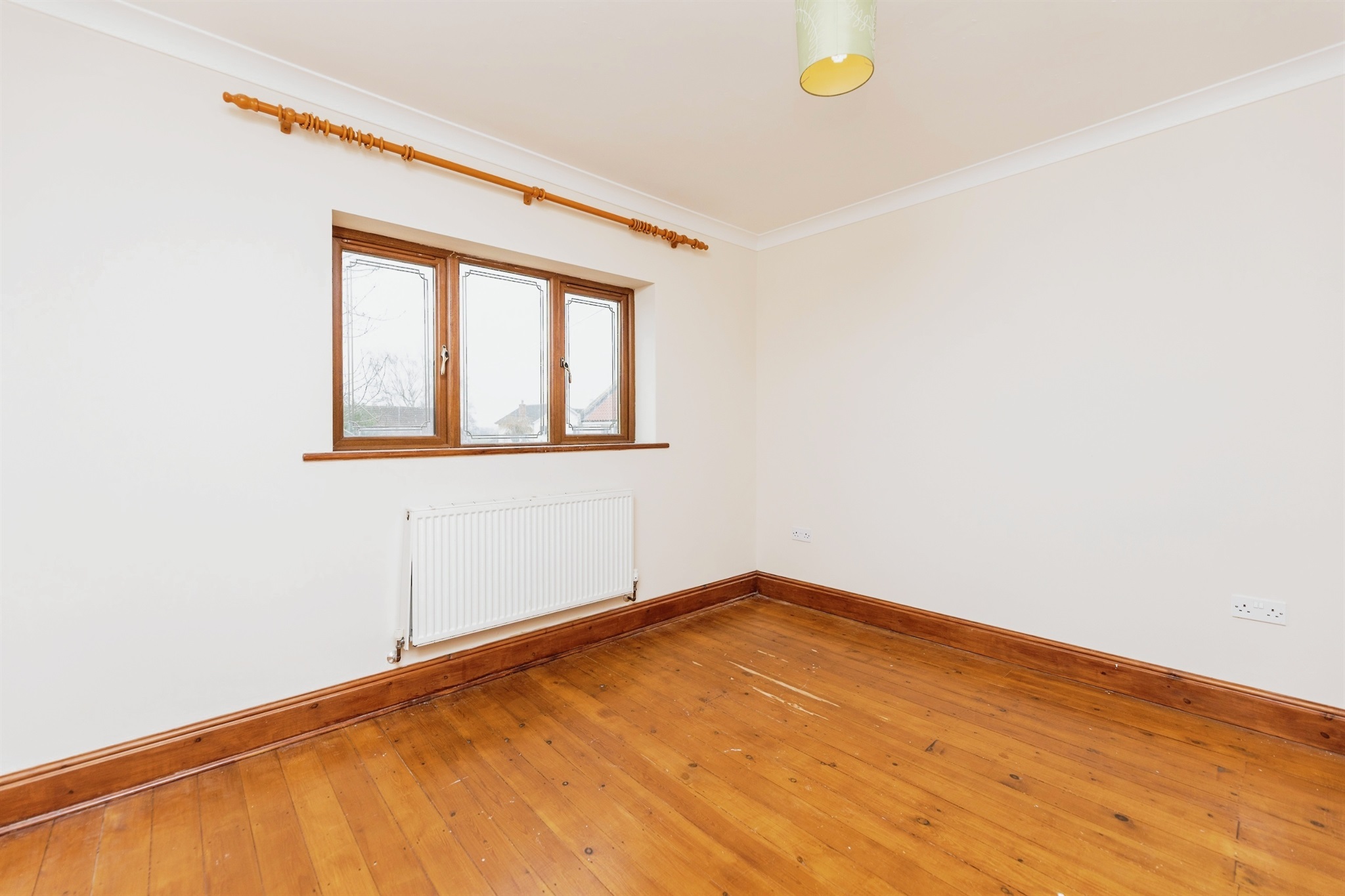 4 bed Detached