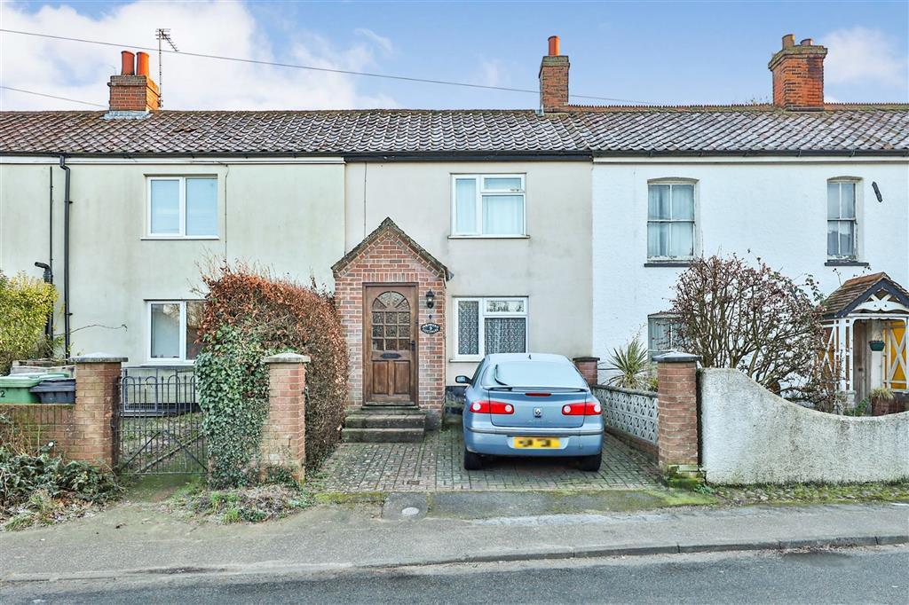 2 bed Character Property
