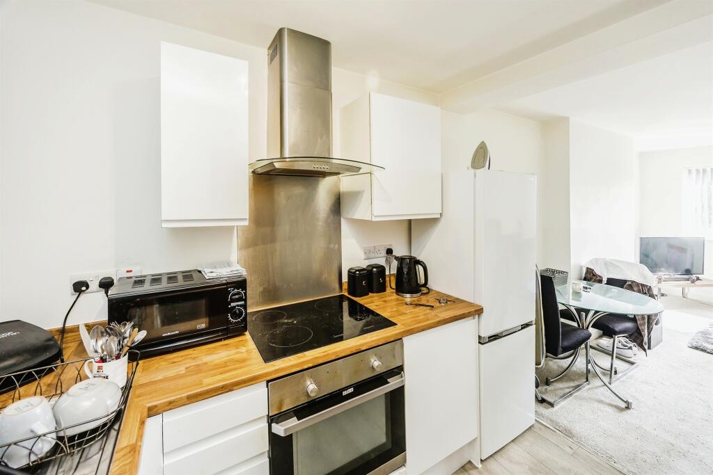 1 bed Apartment