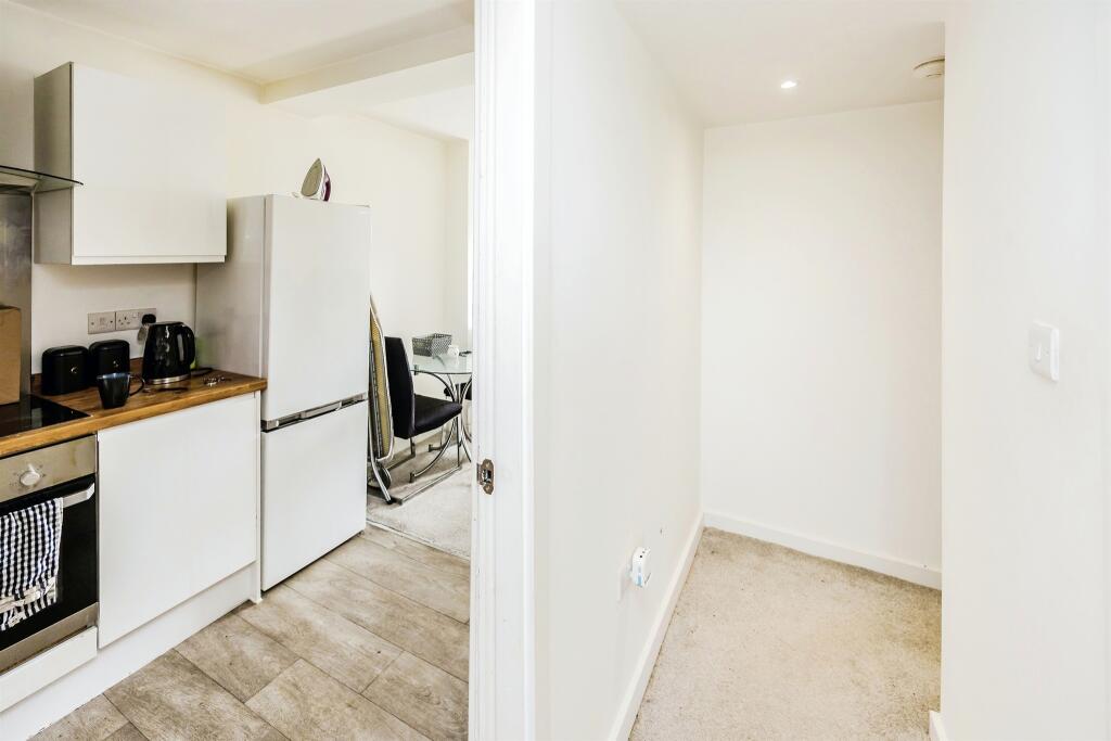 1 bed Apartment