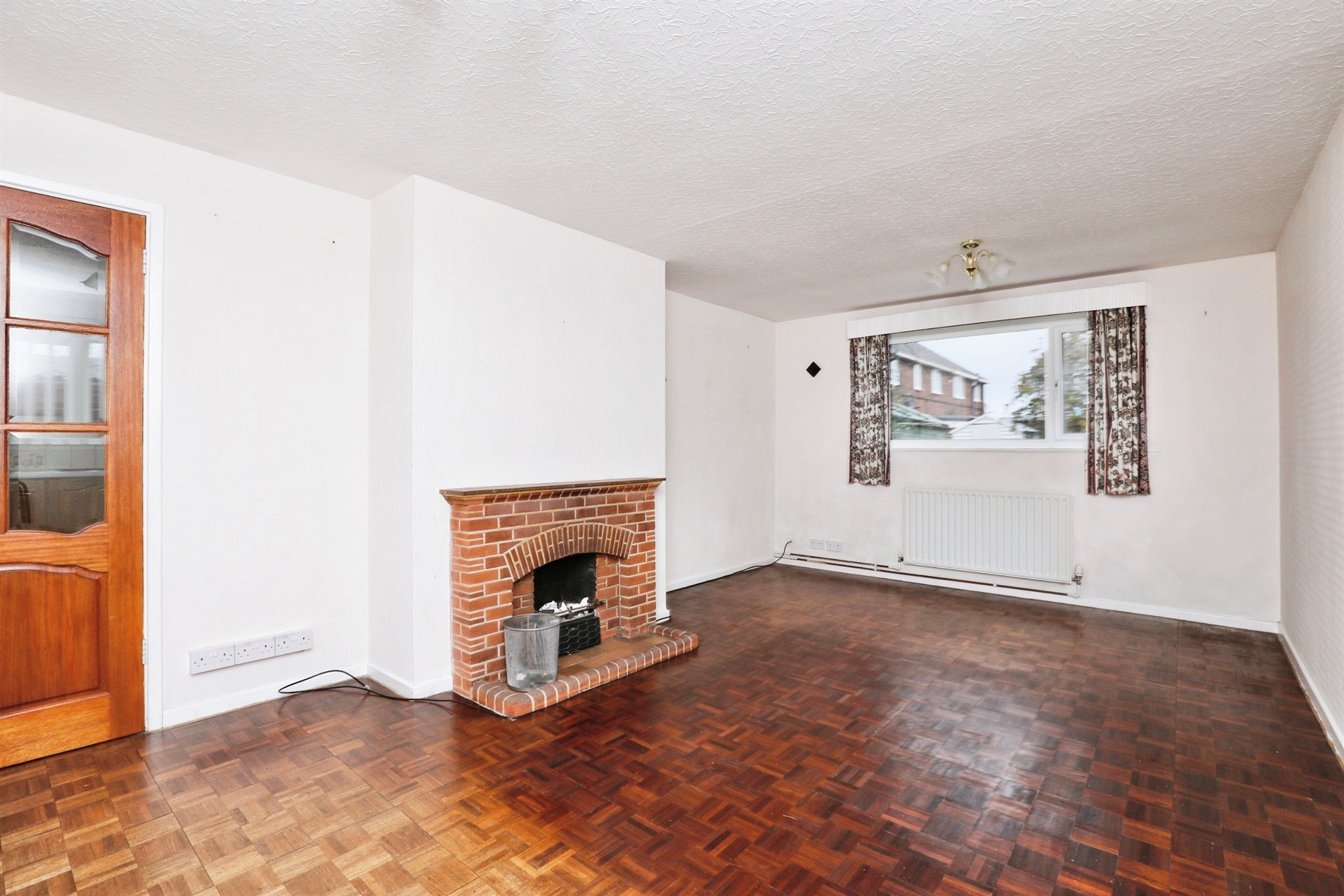 3 bed Semi-Detached