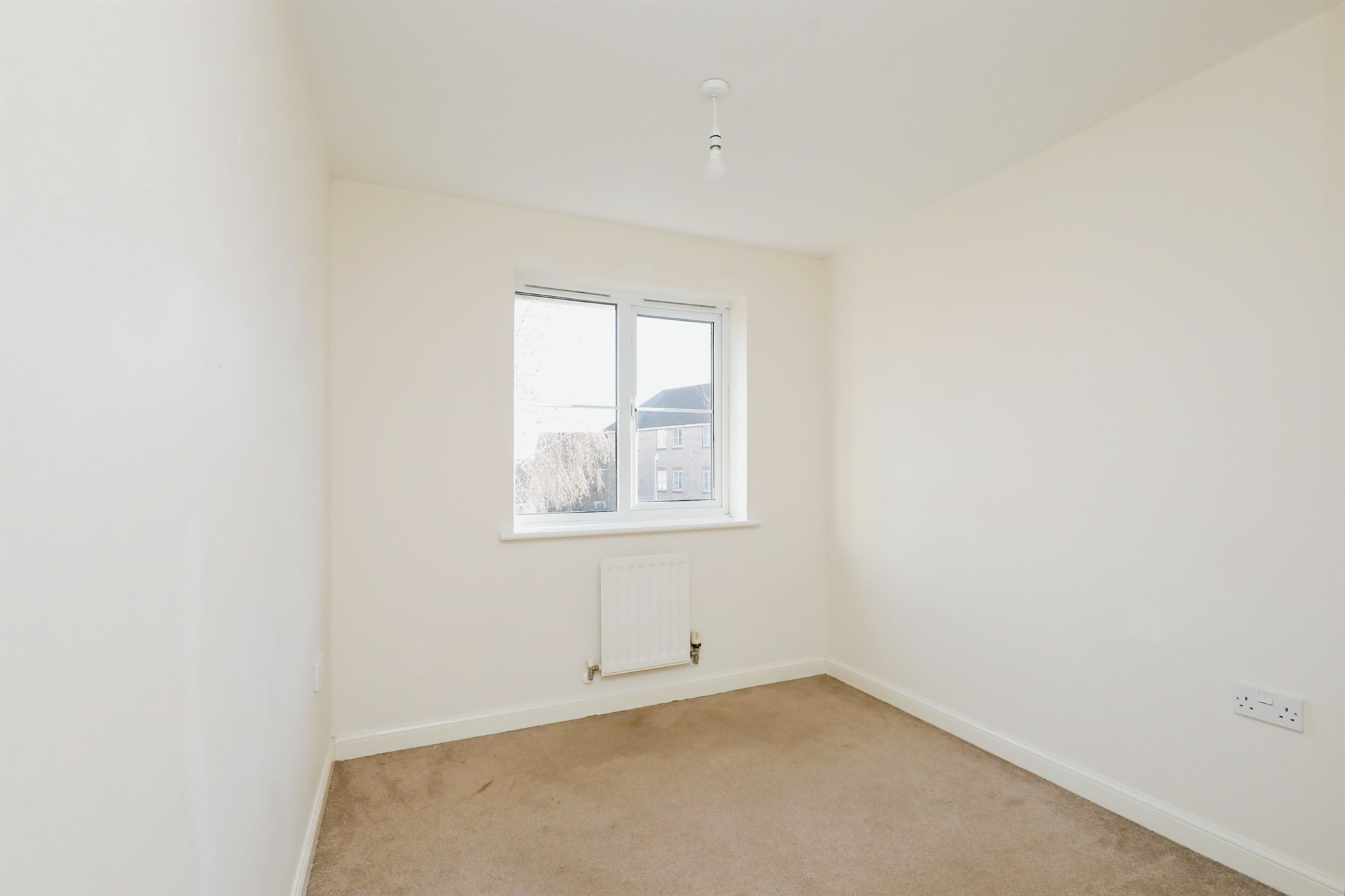3 bed Semi-Detached