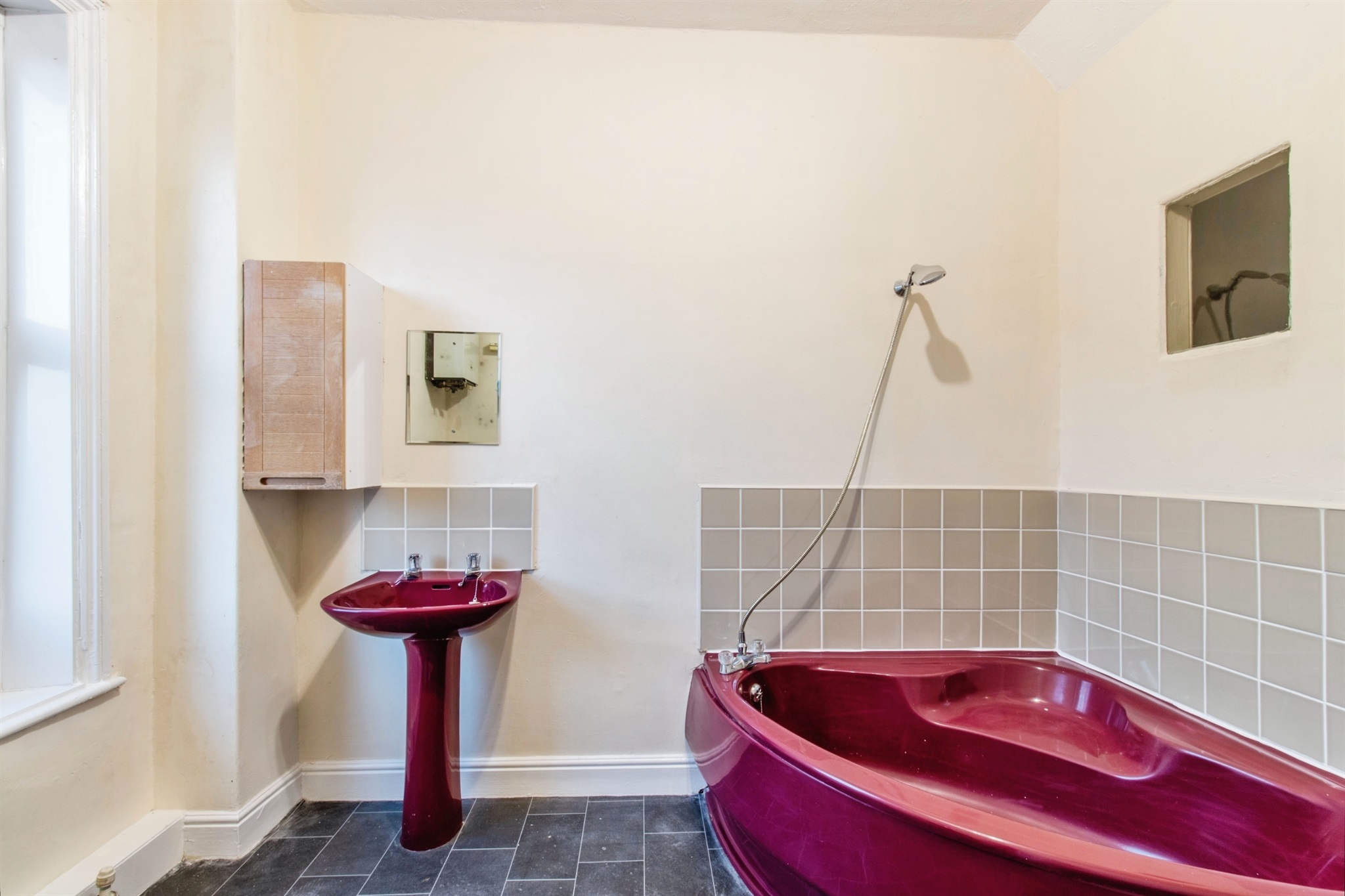 2 bed Terraced