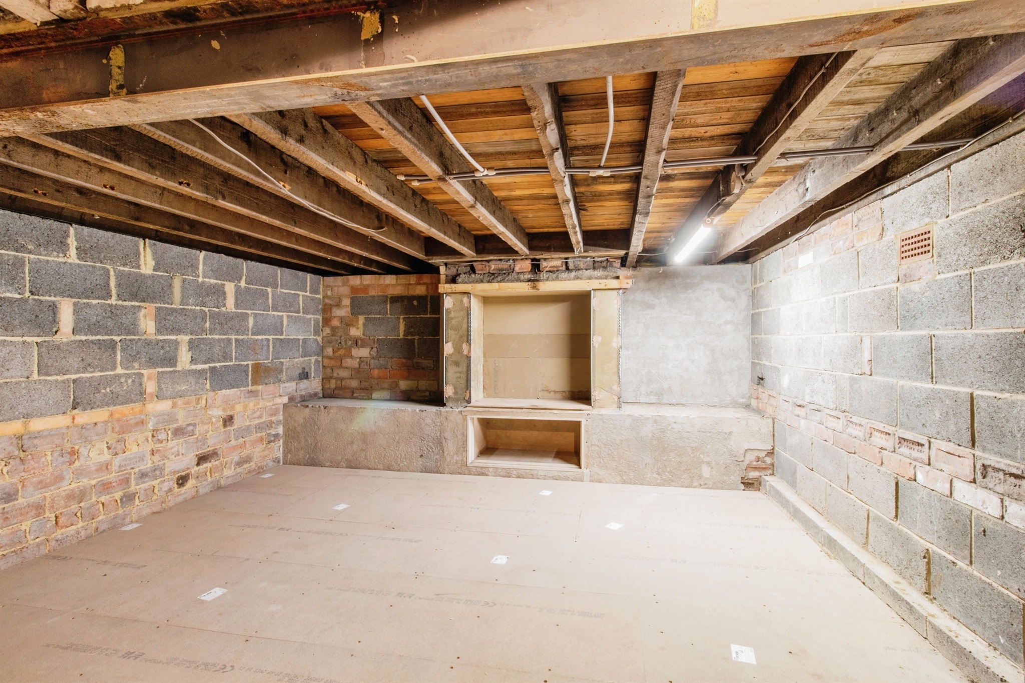 2 bed Terraced