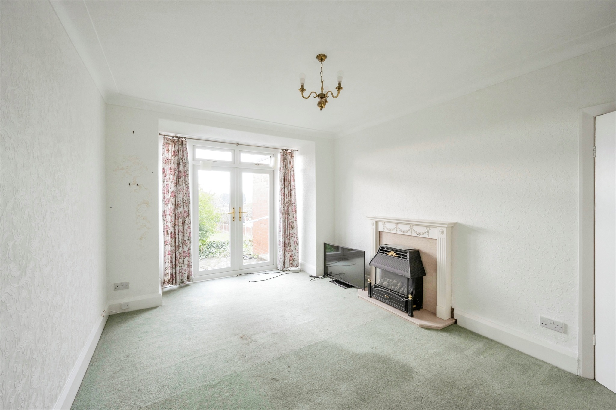 3 bed Semi-Detached