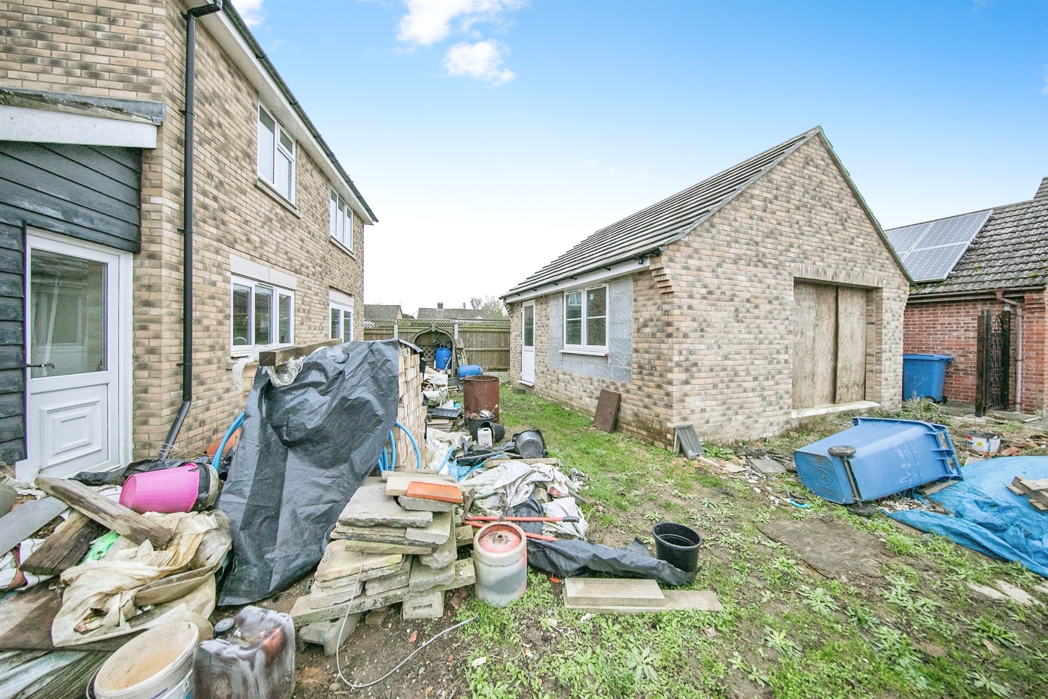 4 bed Detached