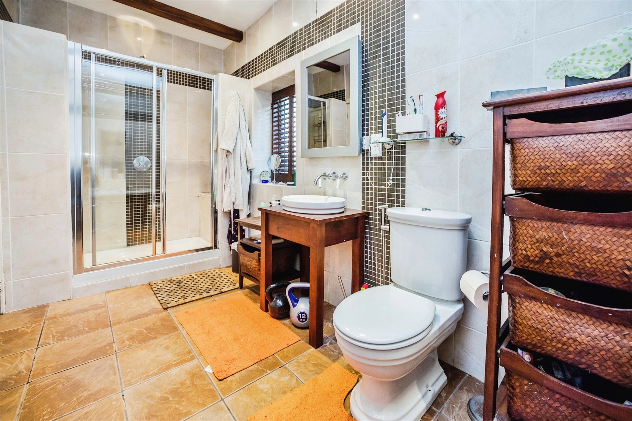 6 bed Semi-Detached