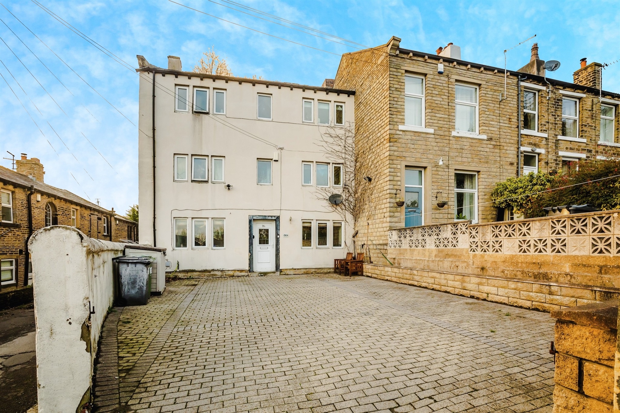 6 bed Semi-Detached