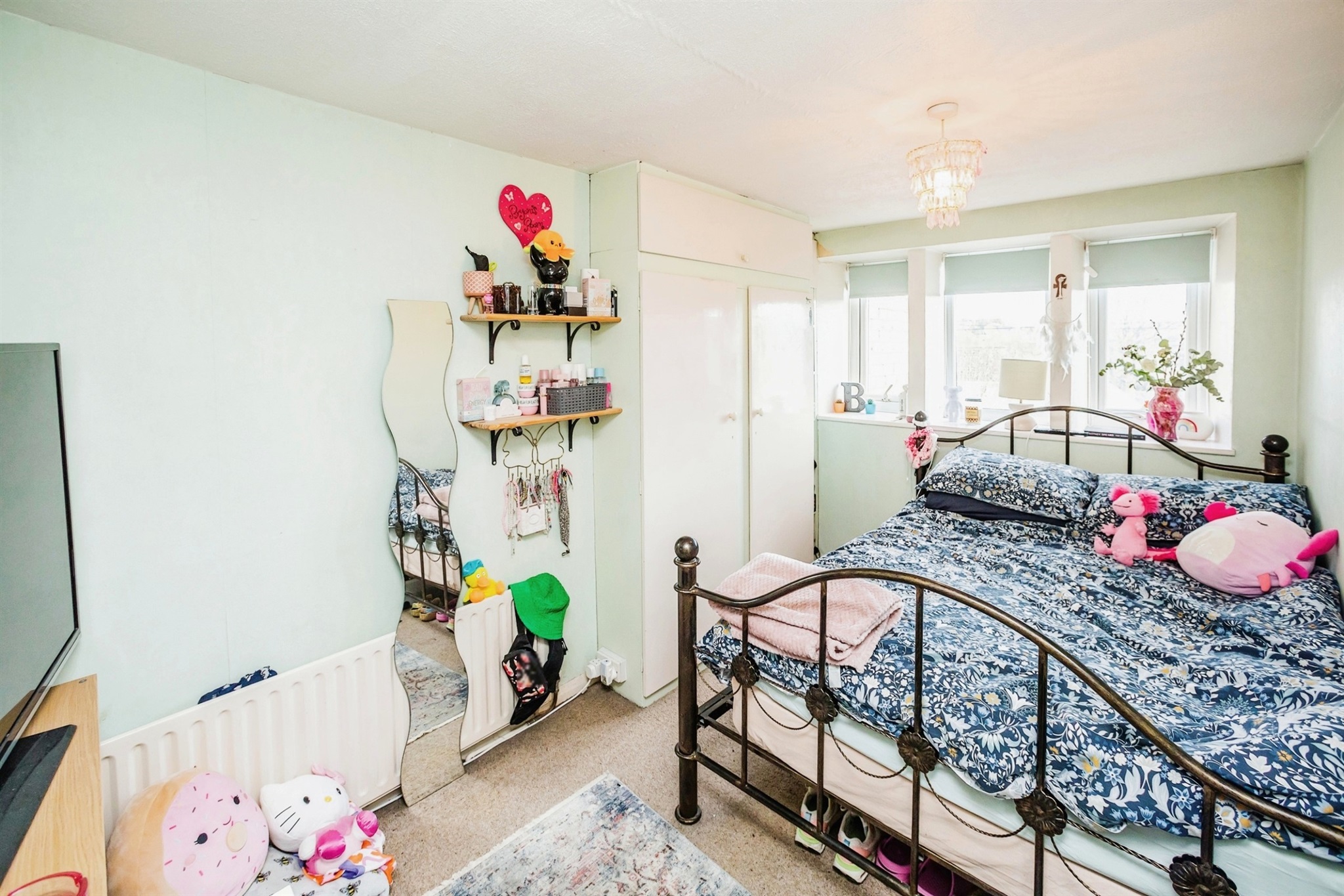 6 bed Semi-Detached