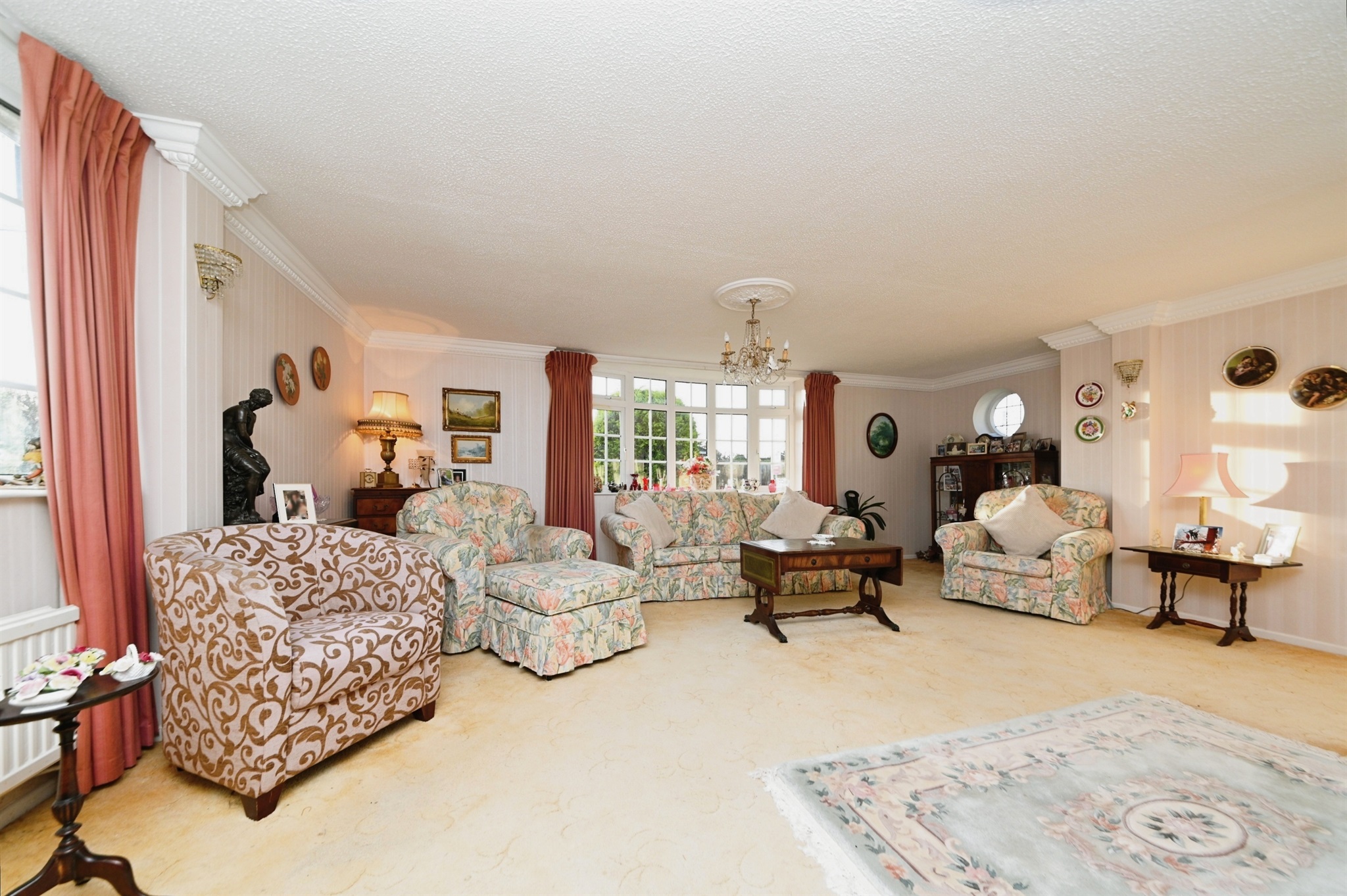 2 bed Semi-Detached