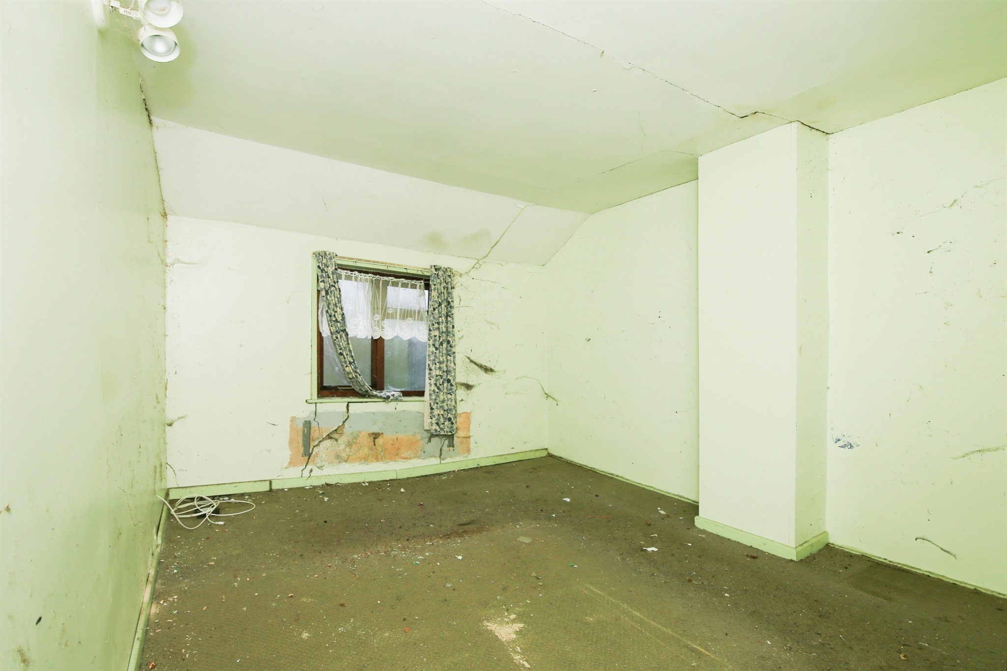 2 bed Semi-Detached