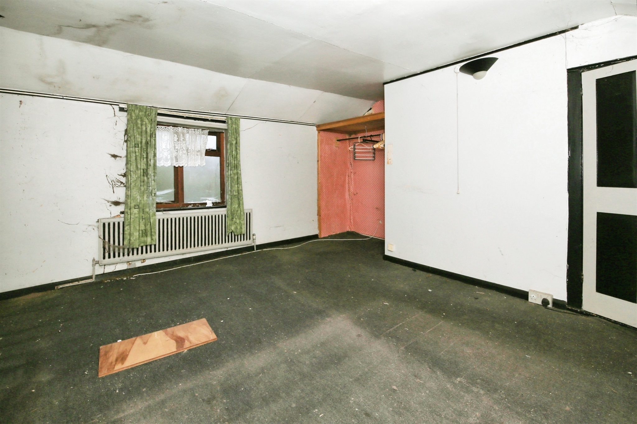 2 bed Semi-Detached