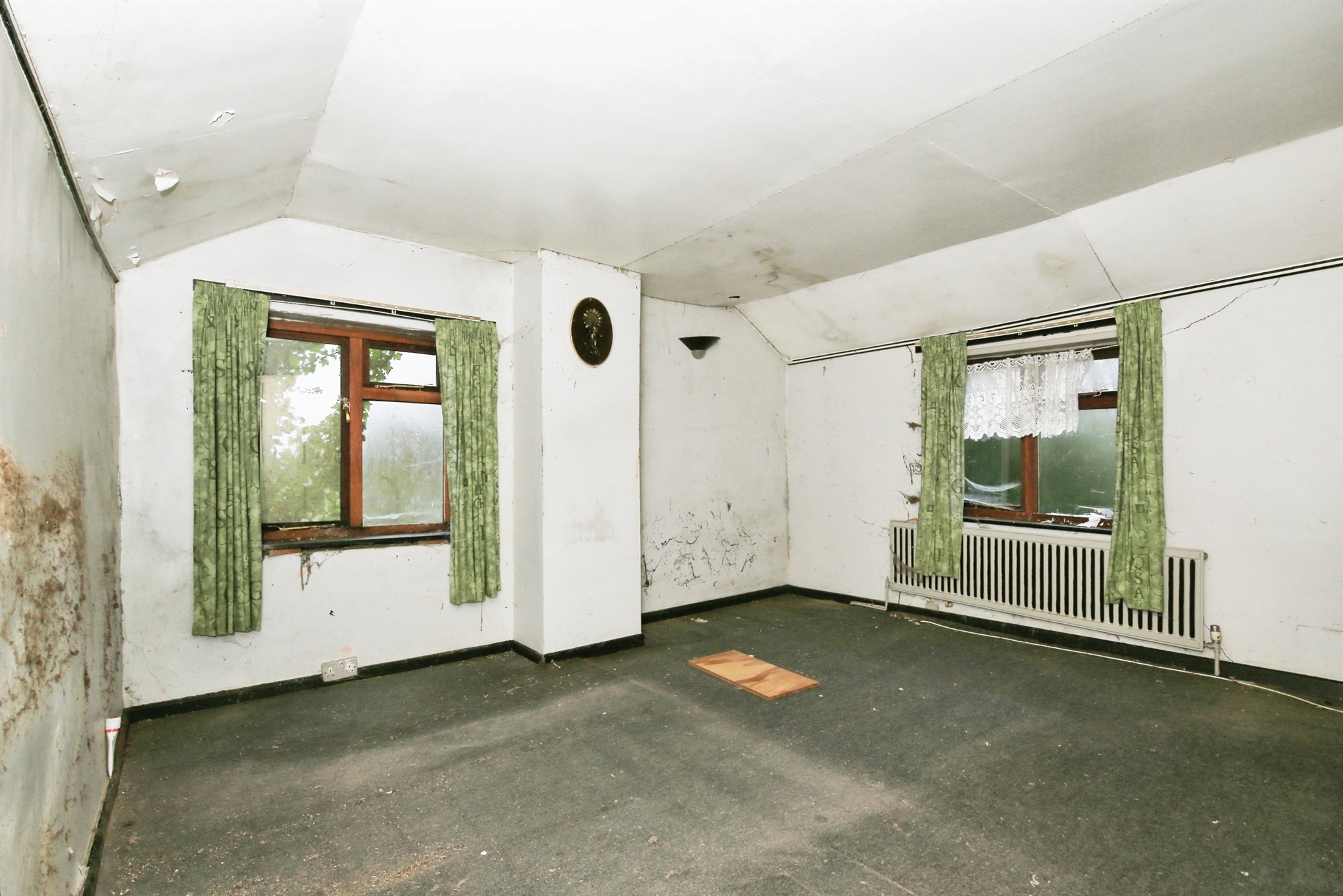 2 bed Semi-Detached