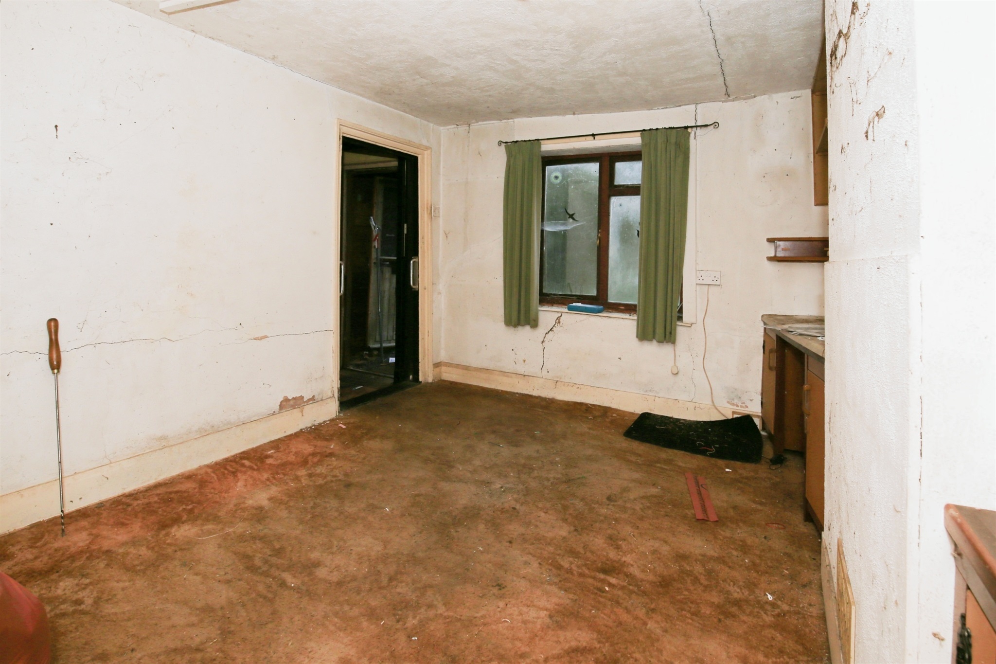 2 bed Semi-Detached