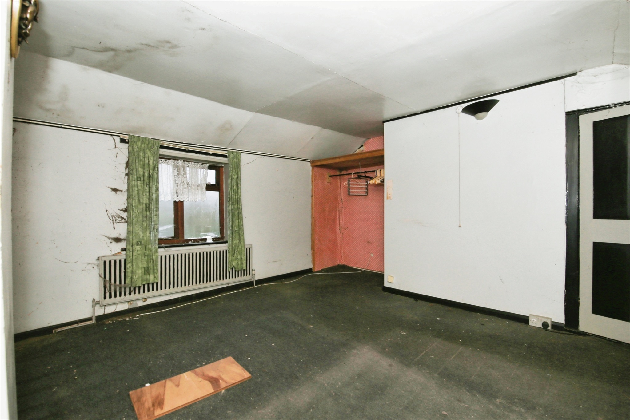 2 bed Semi-Detached