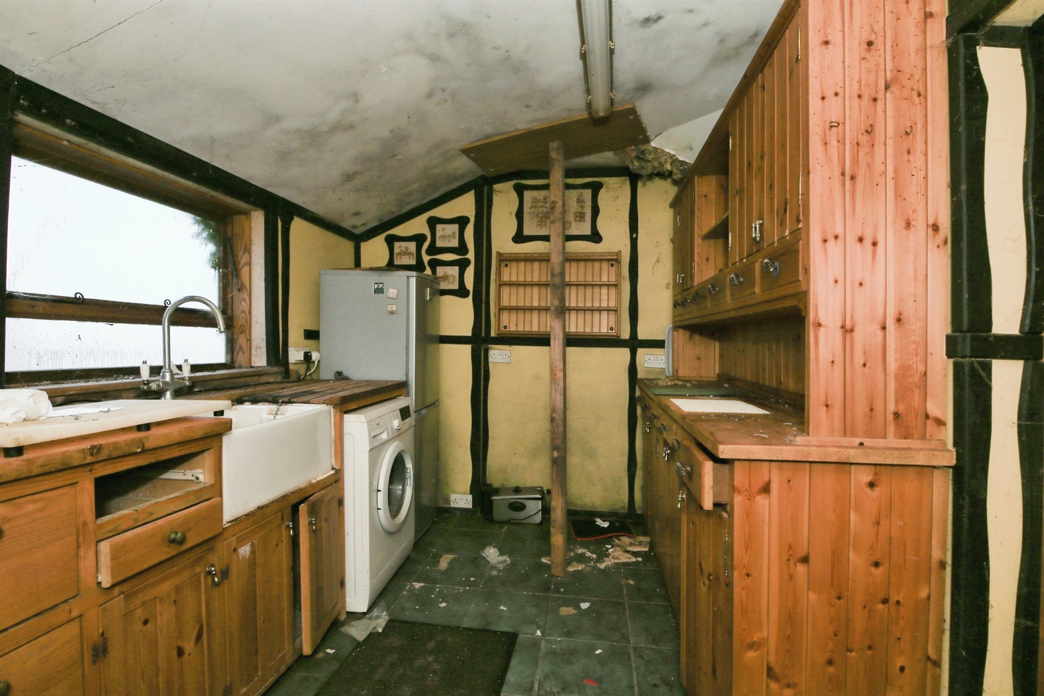 2 bed Semi-Detached