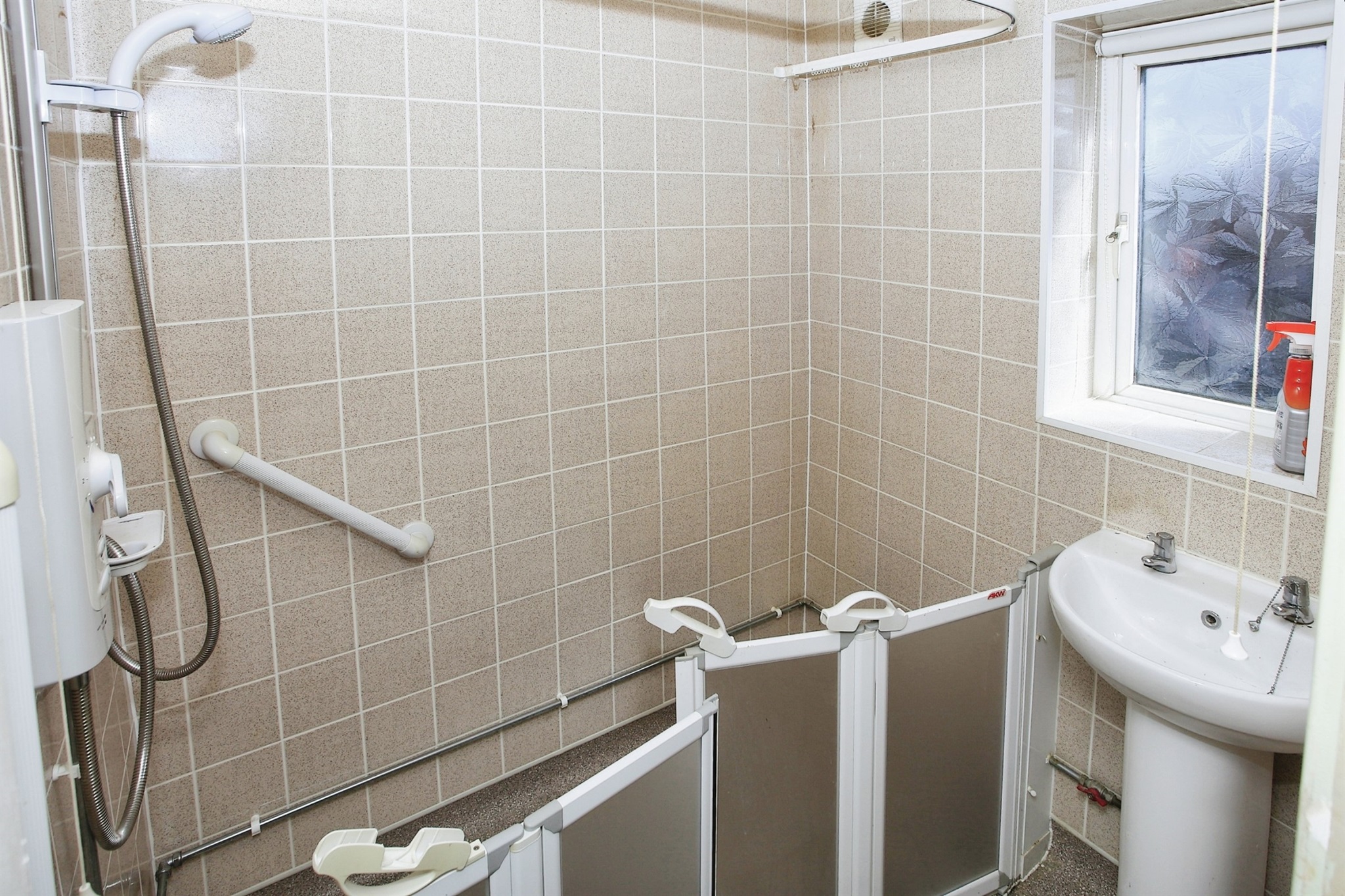 2 bed Semi-Detached