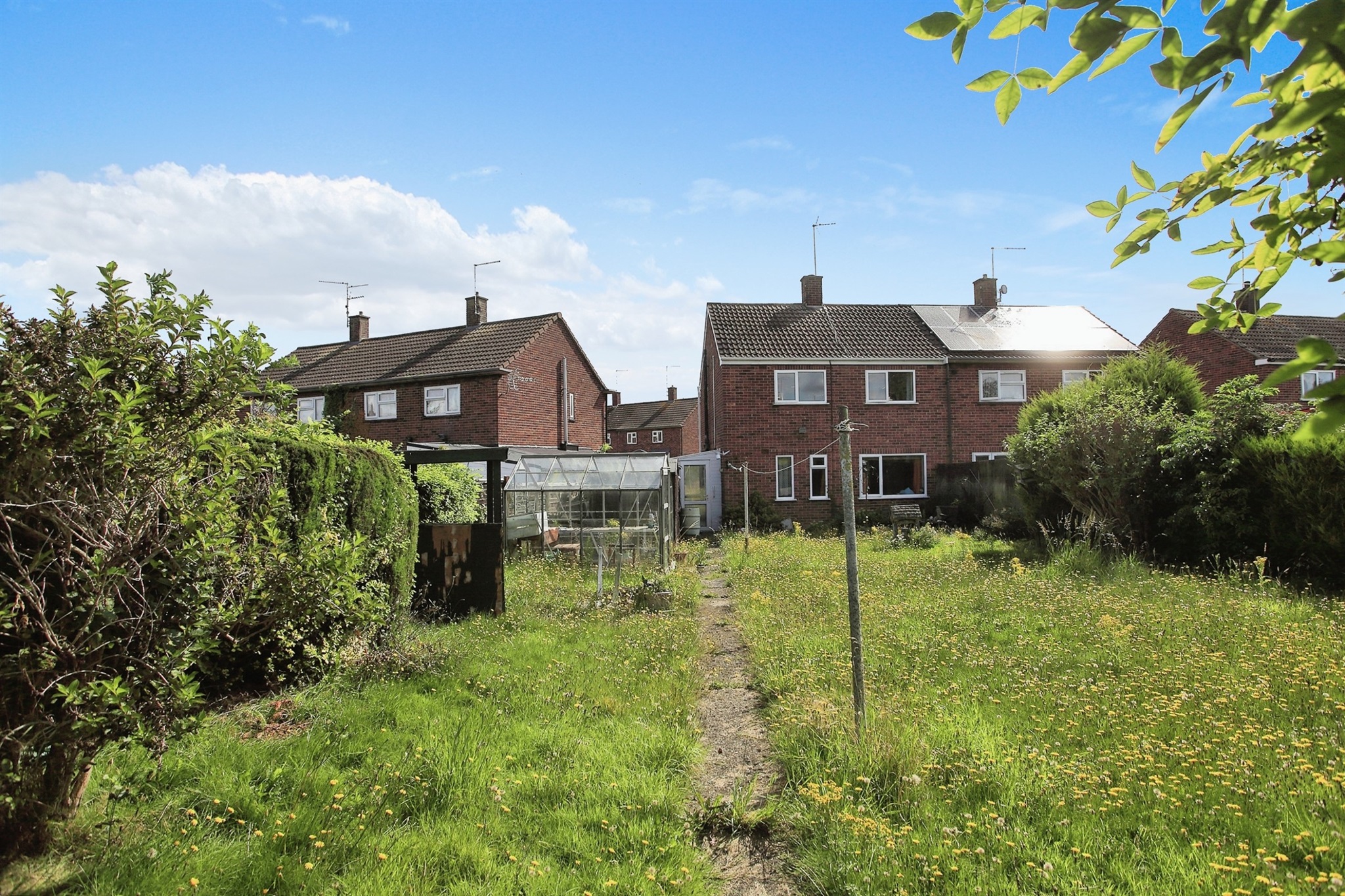 2 bed Semi-Detached