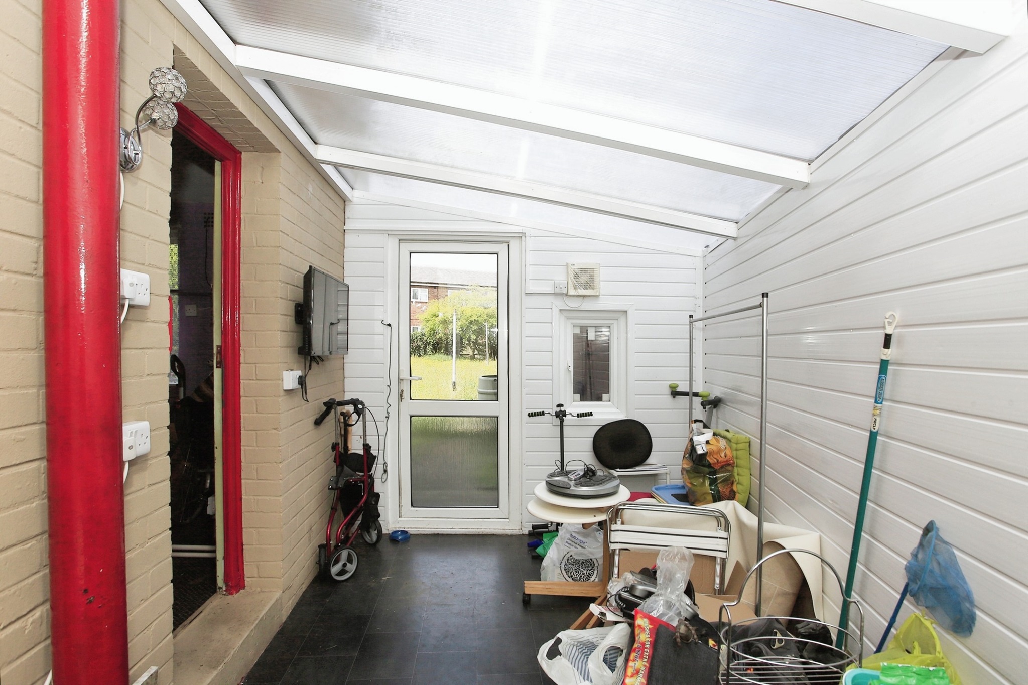 2 bed Semi-Detached