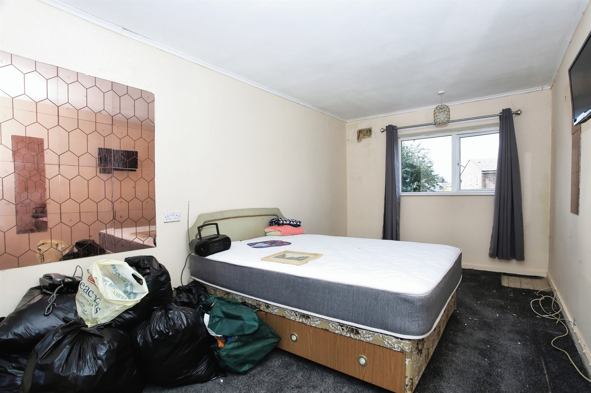 2 bed Semi-Detached