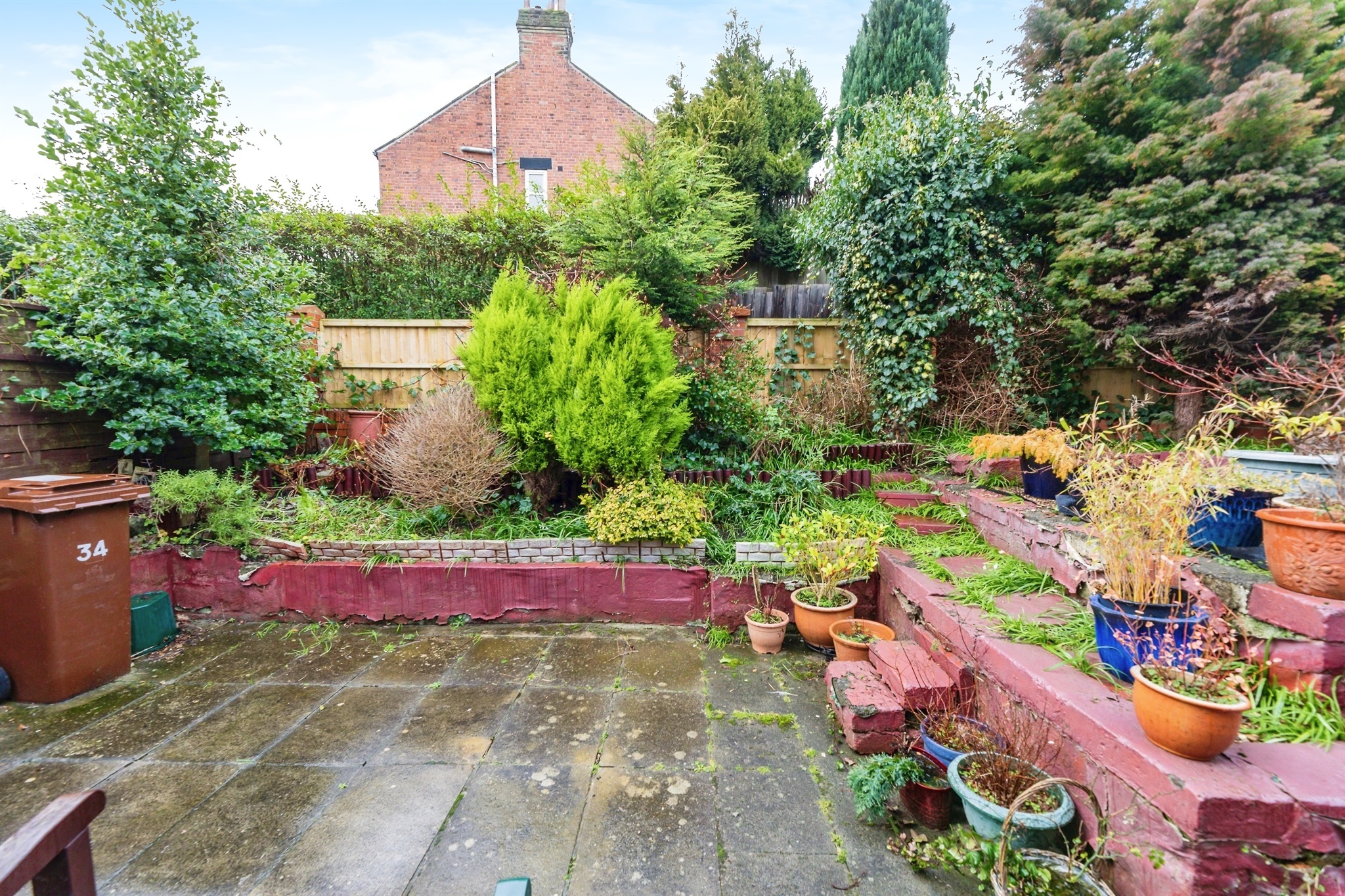 3 bed End of Terrace