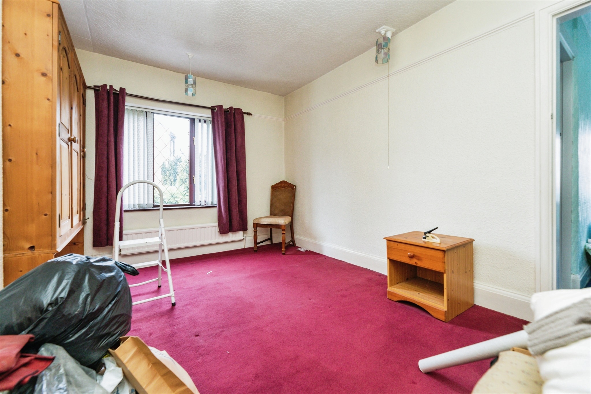 3 bed End of Terrace