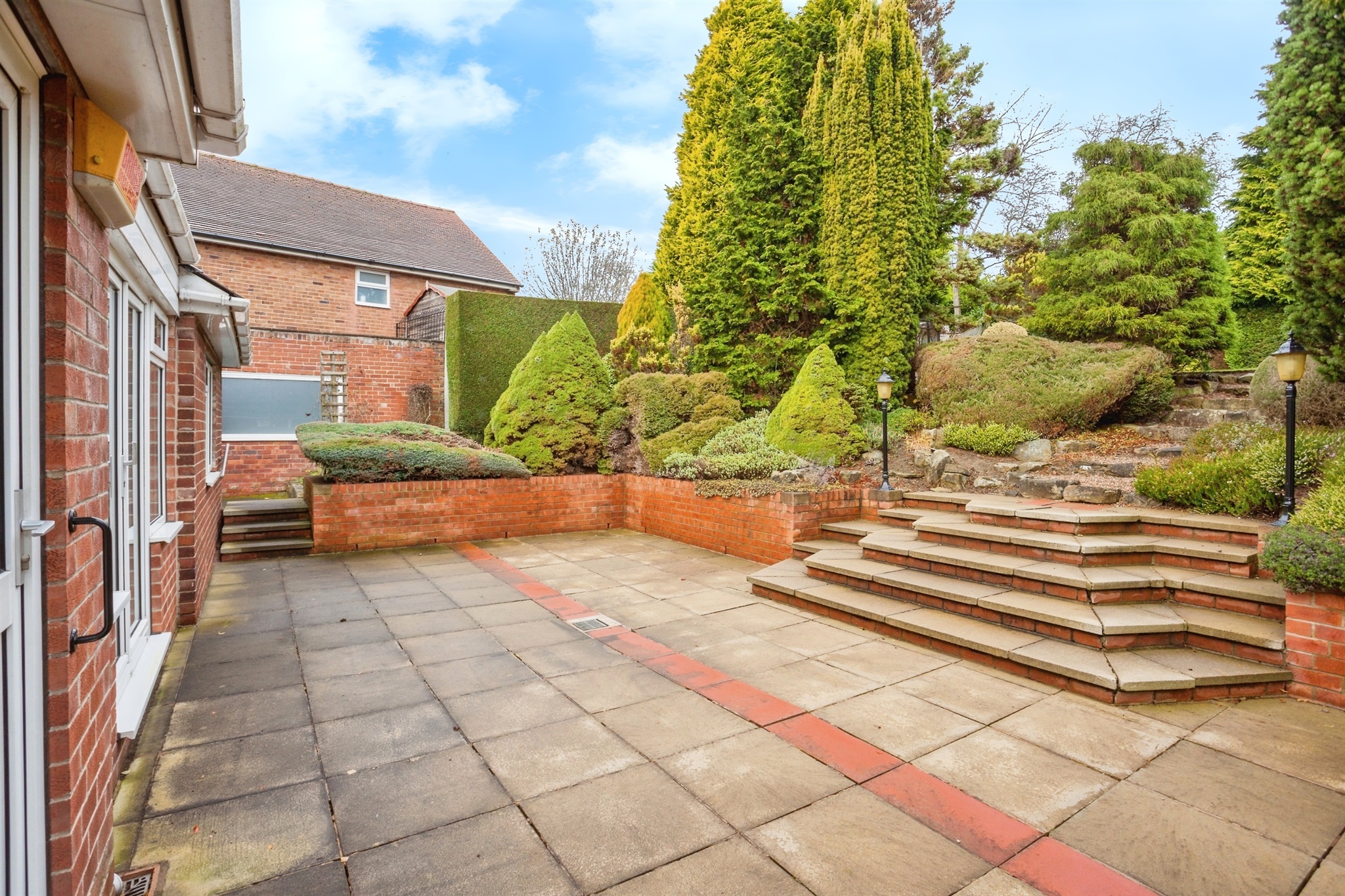 2 bed Detached Bungalow