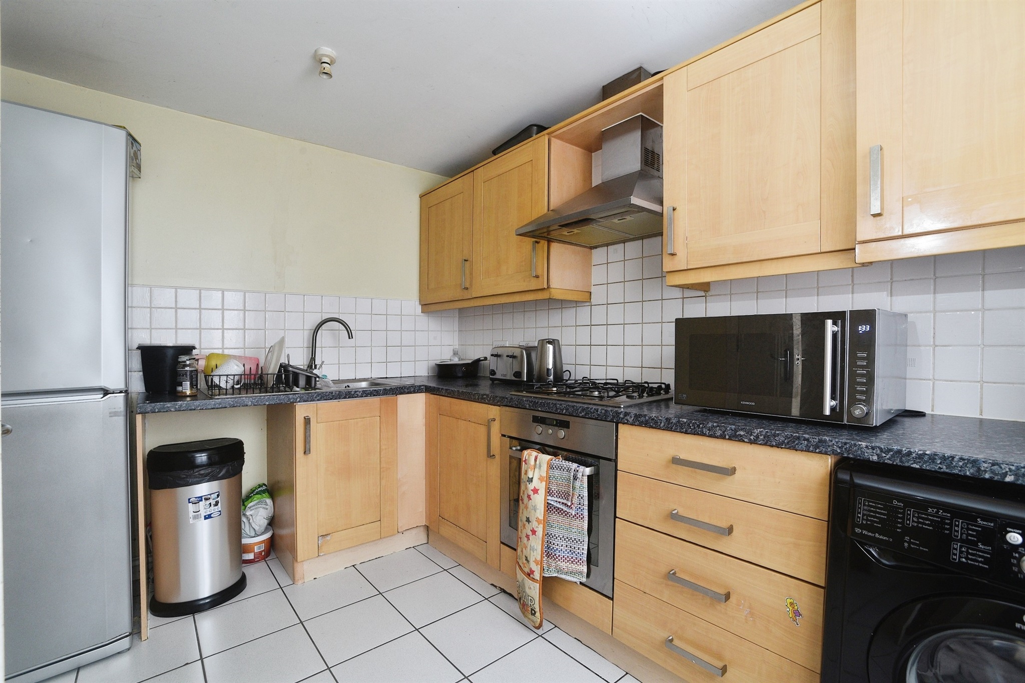 4 bed Semi-Detached