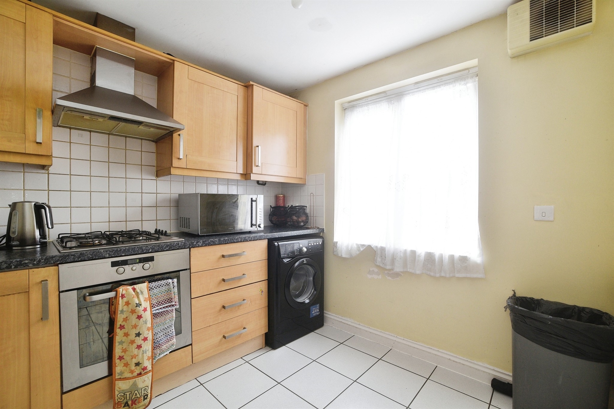 4 bed Semi-Detached