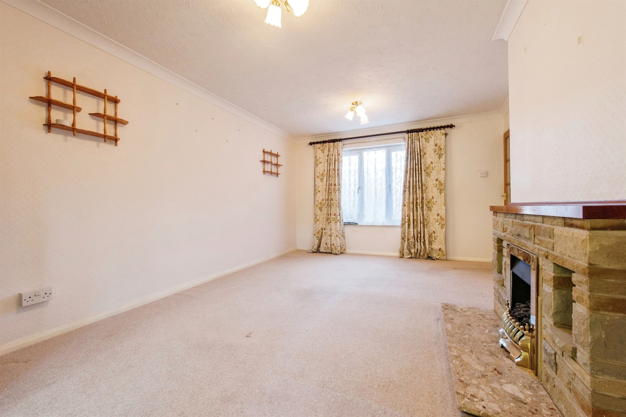 2 bed Terraced