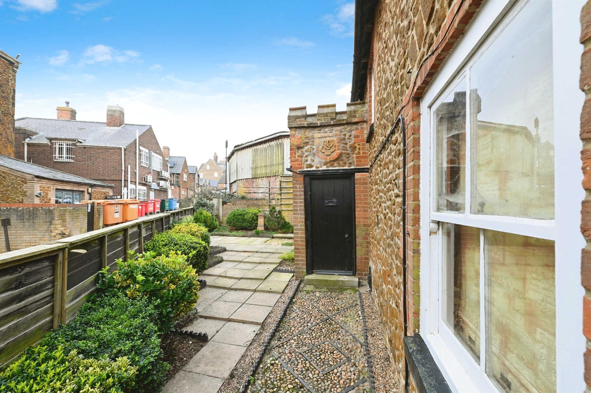 2 bed Semi-Detached