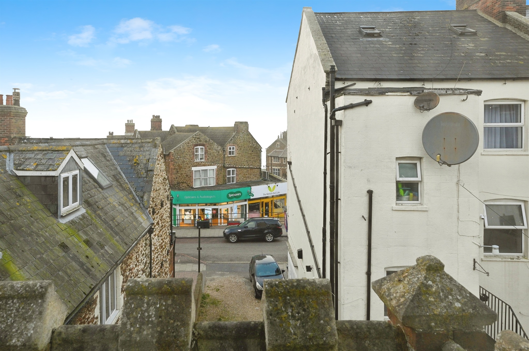 2 bed Semi-Detached