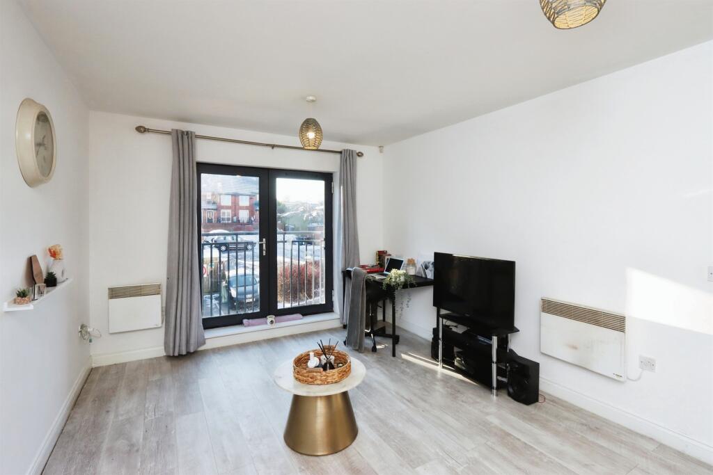 2 bed Apartment
