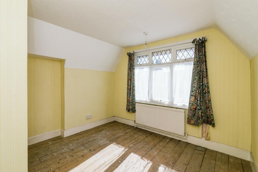 2 bed Detached