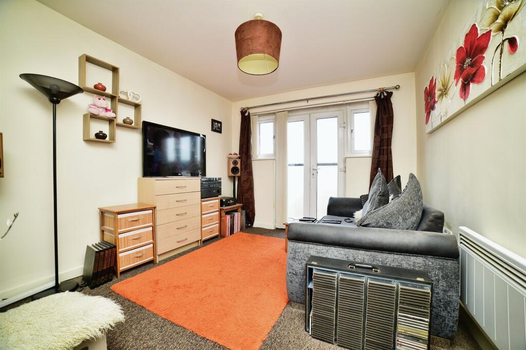 2 bed Apartment