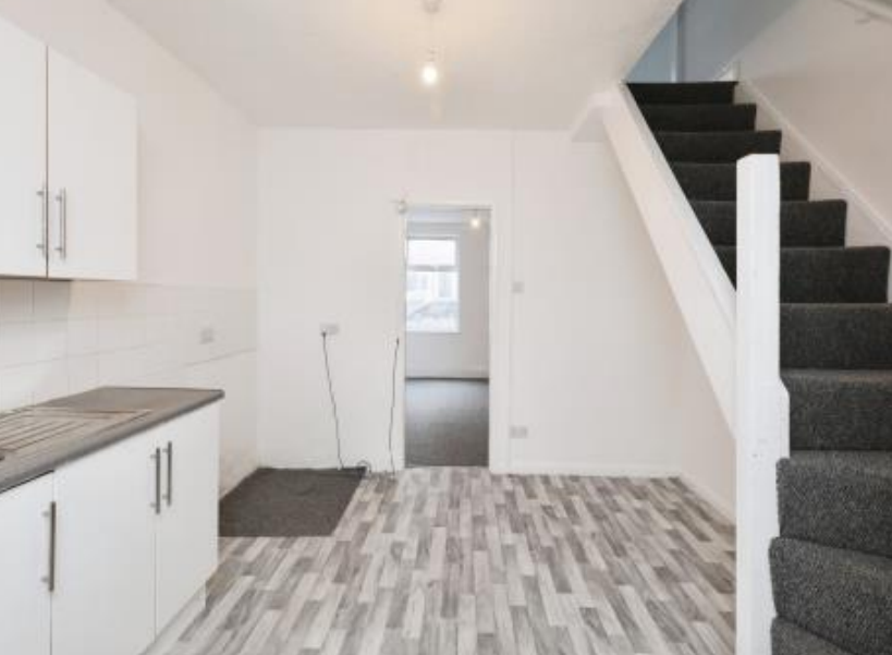 2 bed Terraced