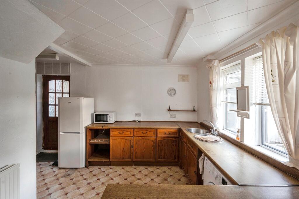 3 bed Semi-Detached