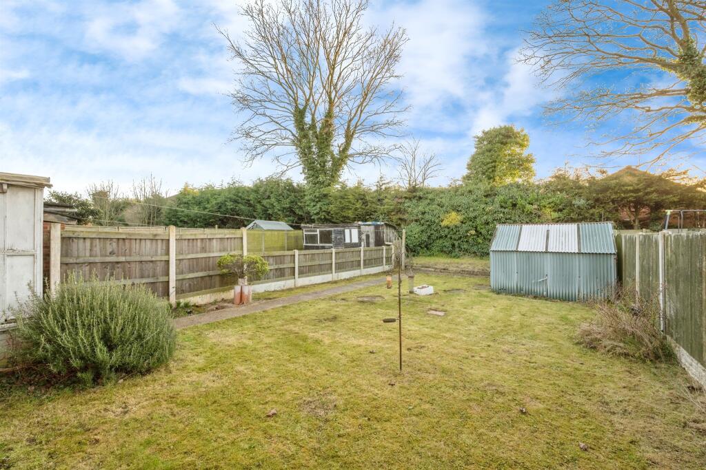 3 bed Semi-Detached