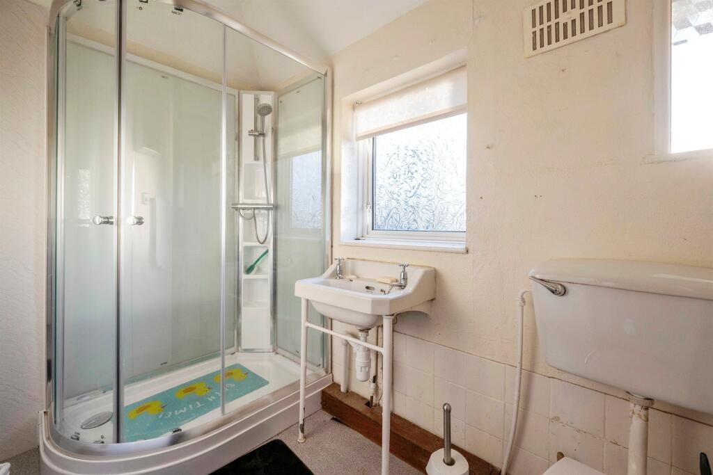 3 bed Semi-Detached