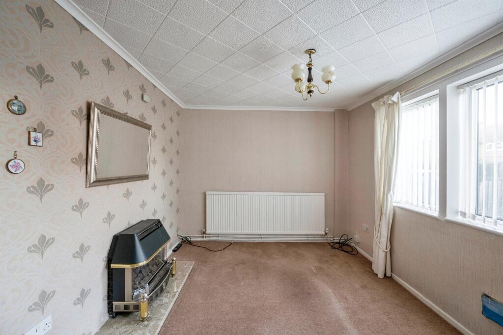 3 bed Semi-Detached