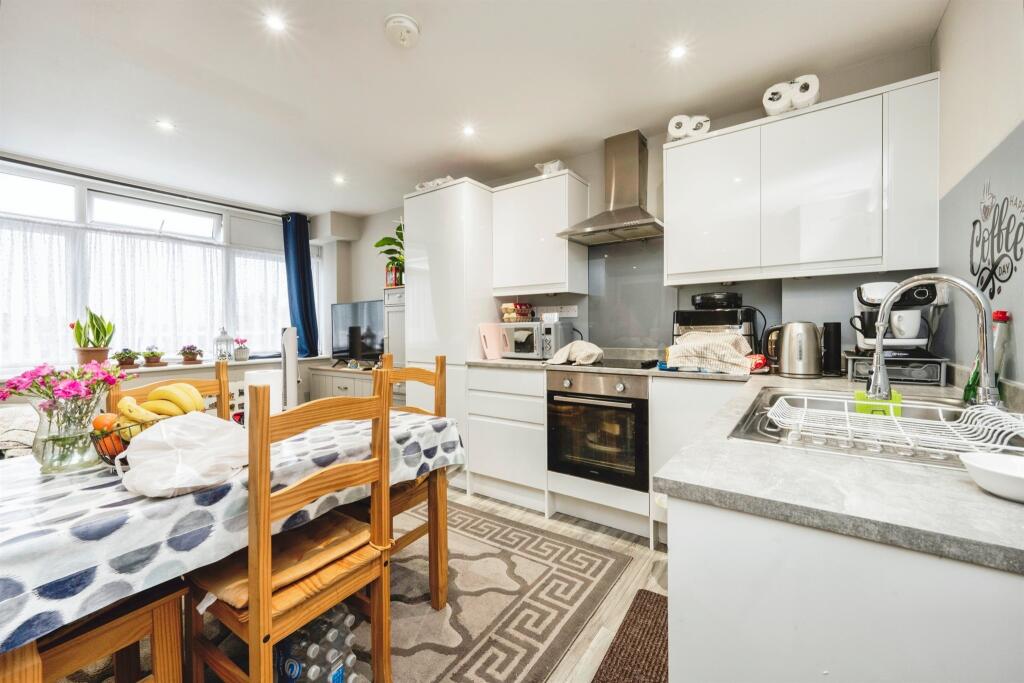 1 bed Apartment