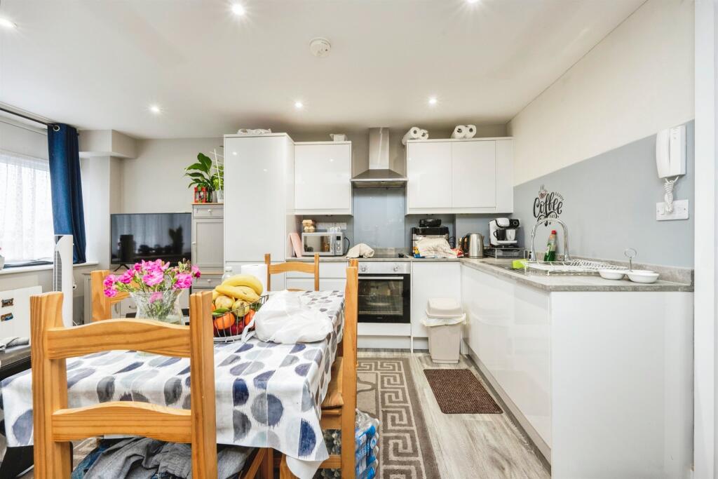 1 bed Apartment