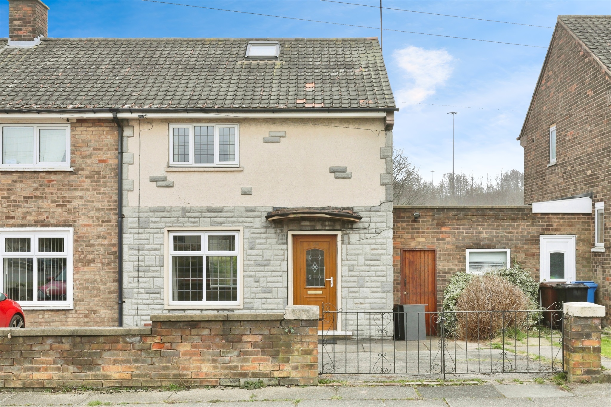 2 bed Semi-Detached