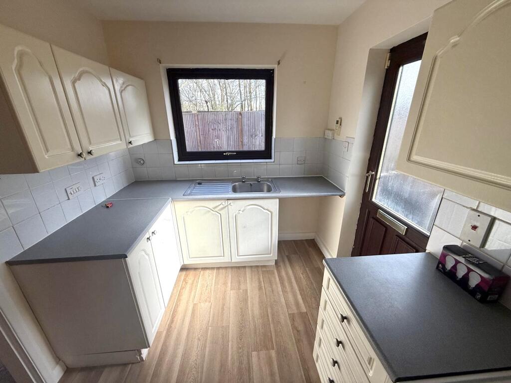 2 bed Ground Flat