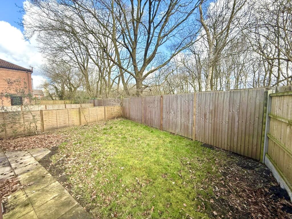 2 bed Ground Flat
