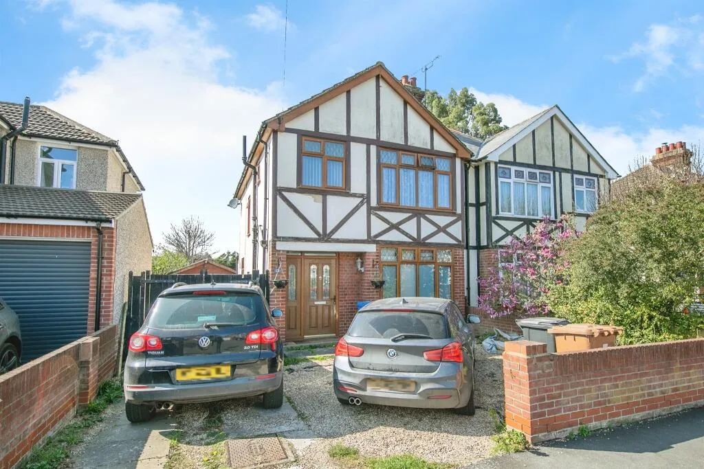 3 bed Semi-Detached