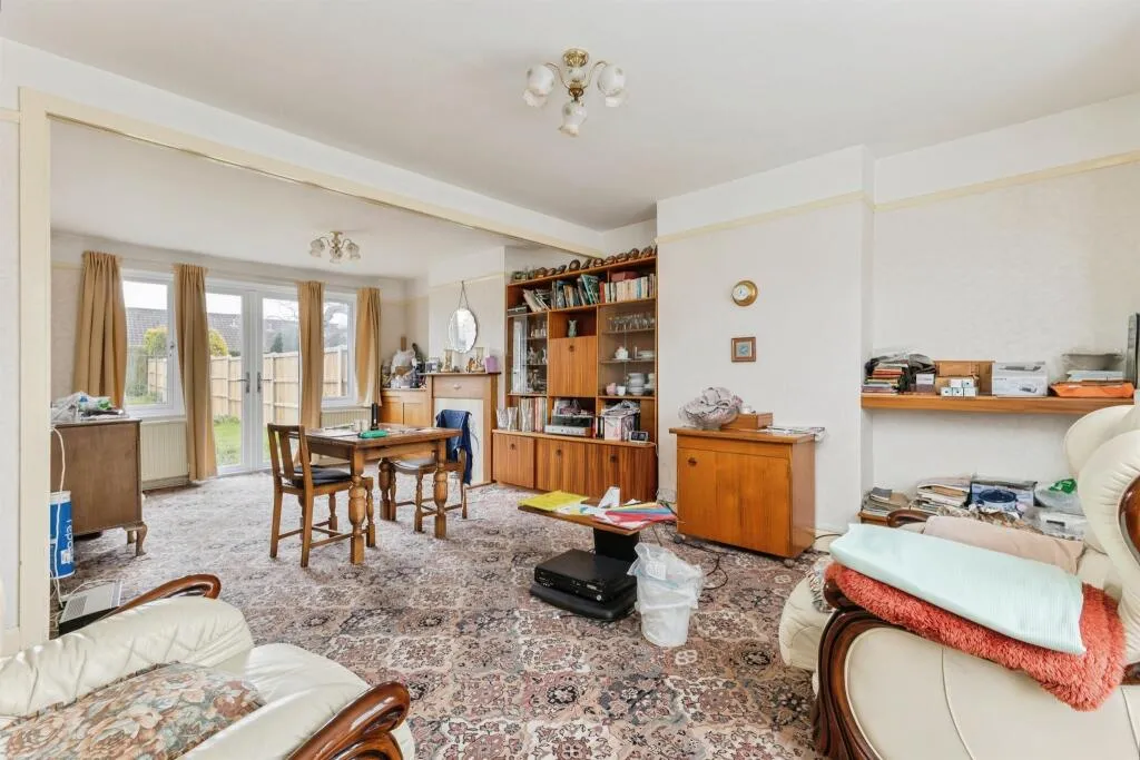 3 bed Semi-Detached